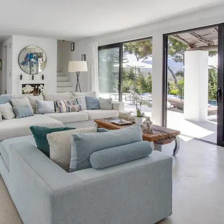 Luxury Villa In Ibiza Hébergement de vacances